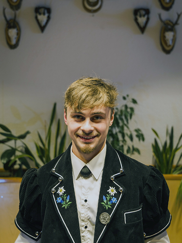 mitglieder_2-bass_laurin-bader